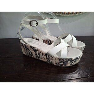 NWOB Matisse Sure Thing Snakeskin White Leather Platform Sandal/Sz. 9M